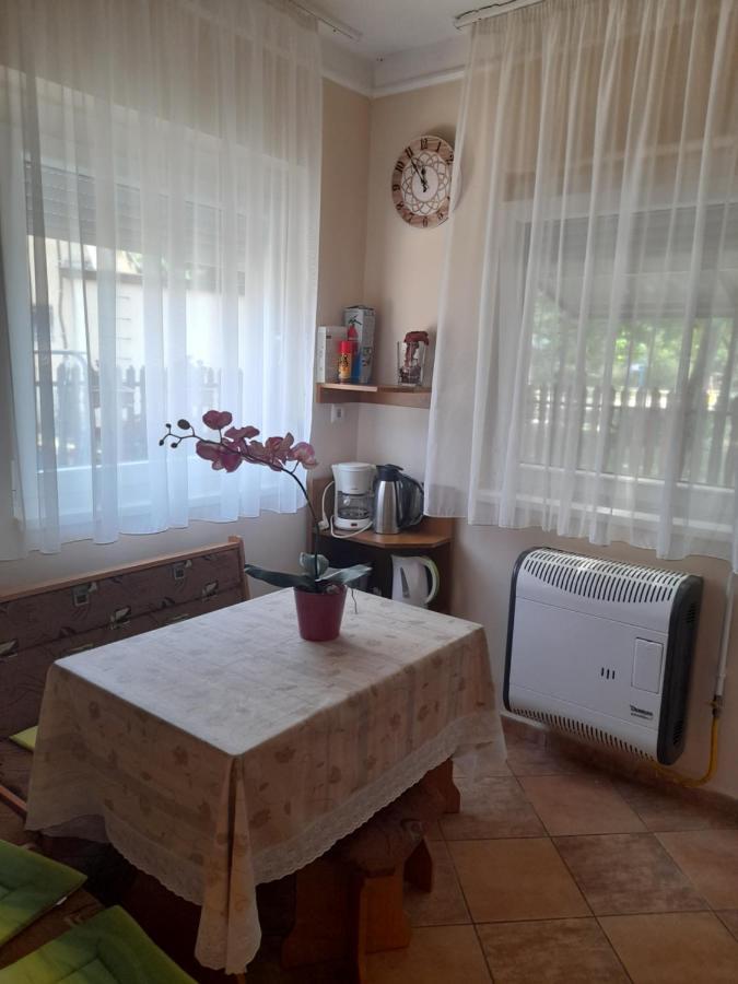 Thermal Apartman Tiszafuered Exterior photo